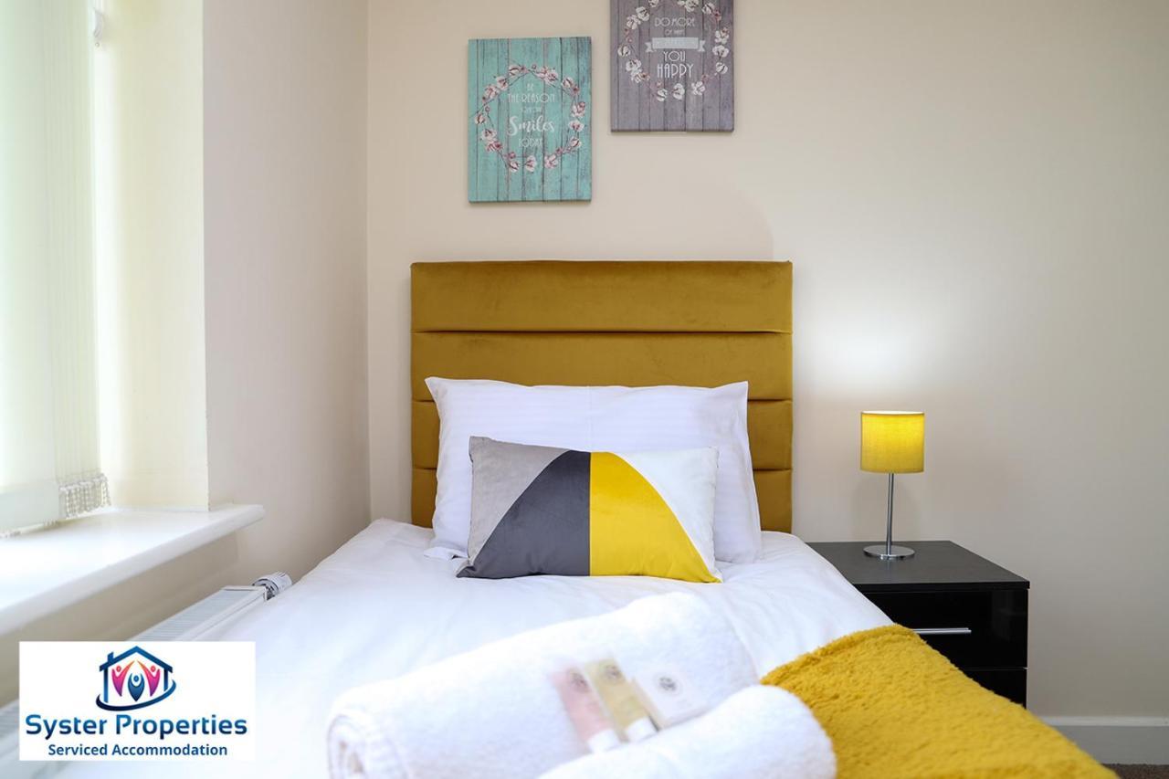 Syster Properties Serviced Accommodation Leicester 5 Bedroom House Glen View Extérieur photo