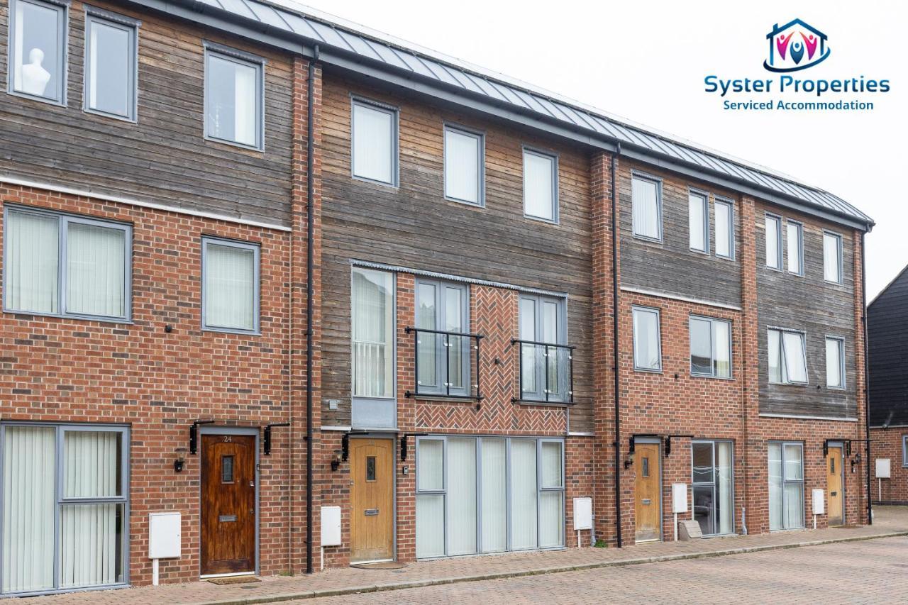 Syster Properties Serviced Accommodation Leicester 5 Bedroom House Glen View Extérieur photo