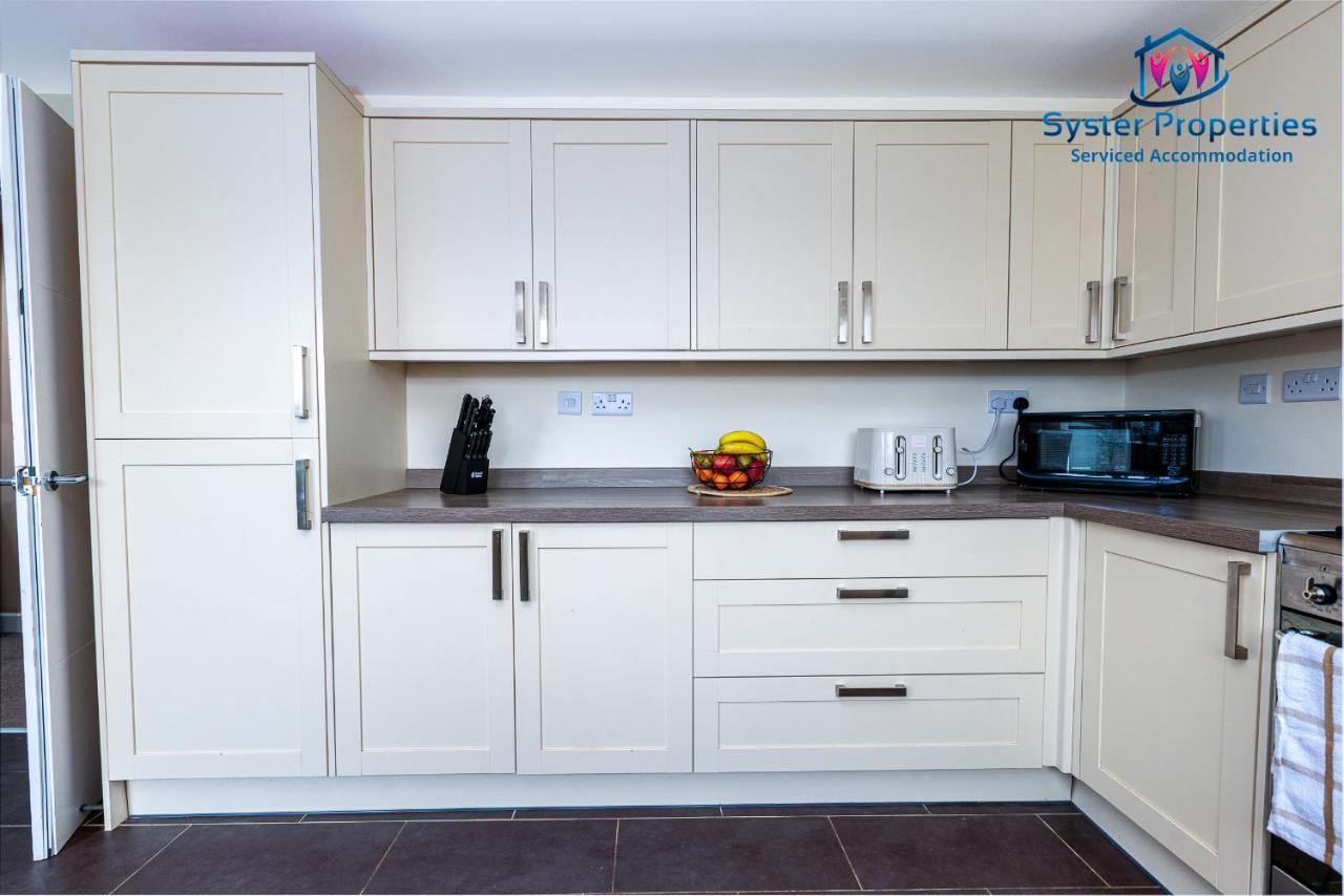 Syster Properties Serviced Accommodation Leicester 5 Bedroom House Glen View Extérieur photo